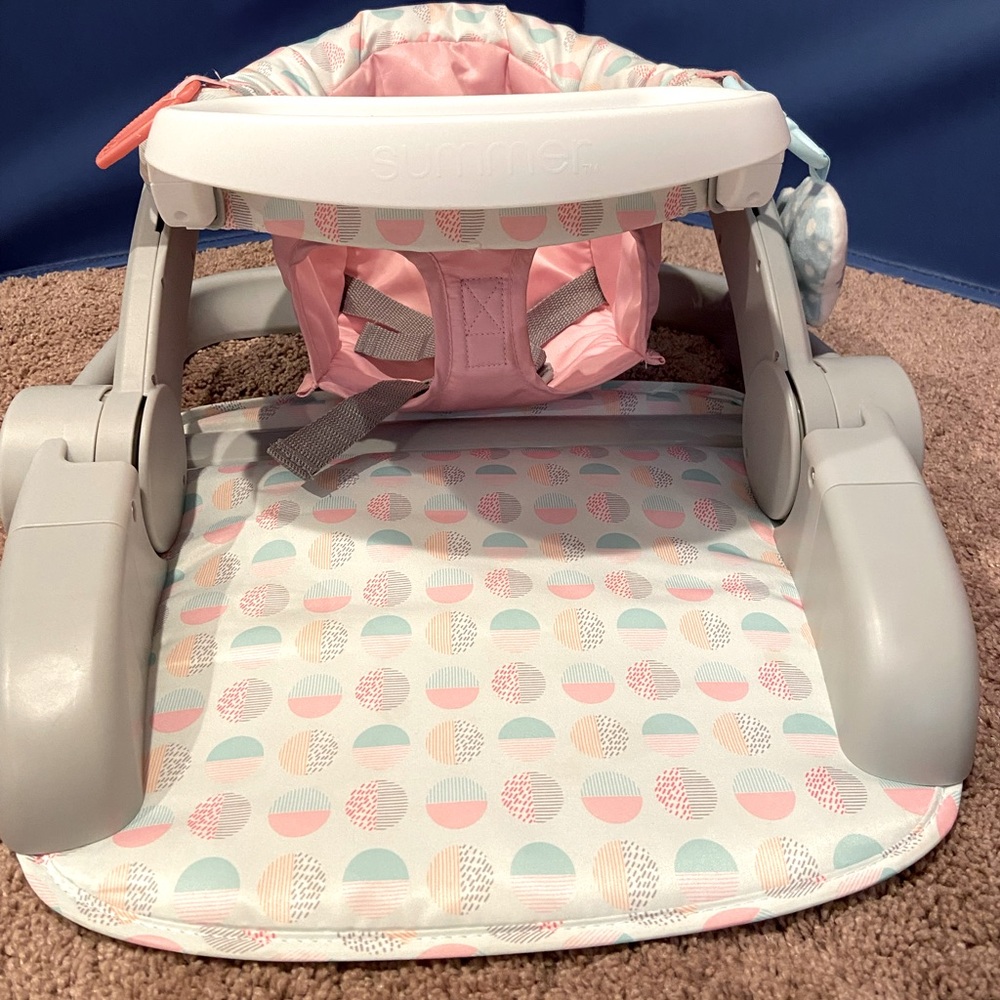 Summer Learn to Sit Floor seat